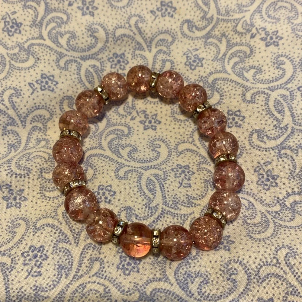 Crackled pink beads and clear rhinestone bracelet. Stretchy. - Picture 3 of 3